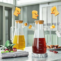Botol Minyak Kaca Borosilikat Tahan Suhu Tinggi Ramah Lingkungan Modern dengan Skala dan Pengontrol Minyak untuk Penggunaan Pesta