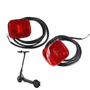 Feu arrière original Ninebot pour scooter électrique F1 F2 Plus F2 Pro accessoire de phare <span class=keywords><strong>pièces</strong></span> de rechange pour <span class=keywords><strong>Scooty</strong></span> - Product Image 4