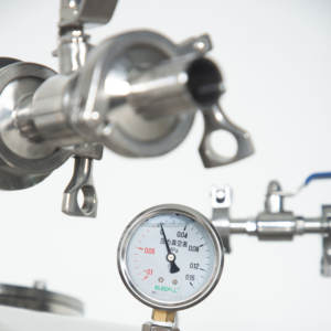 Промышленная центрифуга для экстракции конопляного масла этанолом с двигателем для использования на фермах и производственных предприятиях - Product Image 5