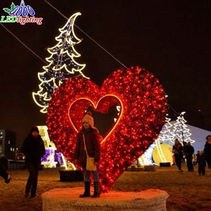 2024 decorazione di nozze all'aperto illuminazione di san valentino ha condotto la lettera di amore luce a forma di cuore motivo ad arco a LED - Product Image 4