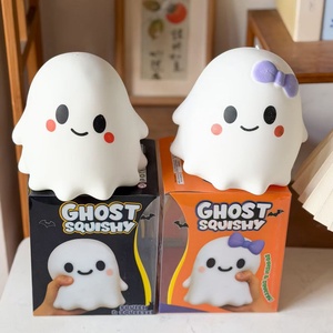 Jouet Squishy Géant Fantôme Mignon avec Nœud Papillon, à Rebond Lent, Anti-stress, Cadeaux de Fête Saisonniers, Fournisseur en Gros - Product Image 1
