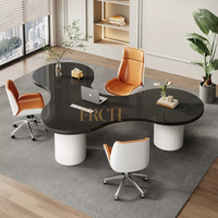 Mobilier de bureau en forme de L pour CEO Boss Manager Mobilier de bureau en noir et blanc au design de couleurs mélangées OEM