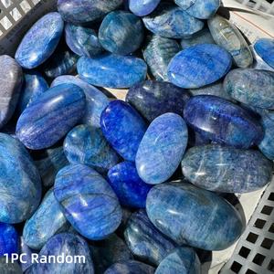 Piedra de Luna Azul Natural Pulida a Mano para Masajes, Colección de Cristales para Sanación de Chakras, Venta al por Mayor - Product Image 1