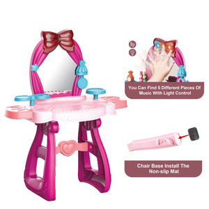 Juego de Maquillaje de Juguete con Espejo y Tocador, 35 Piezas, Color Rosa, Juego de Tocador de Lujo para Niñas con Silla - Product Image 4