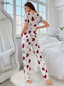 Nuevo Conjunto de Pijama para Mujer, Estampado de Corazones, Manga Corta y Pantalones Largos, Ropa de Dormir - Product Image 2
