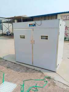 Nouvelle conception 4224 Incubateur d'œufs électrique 220V de taille moyenne avec retournement automatique, taux d'éclosion de 98% pour usage domestique et agricole (autruche, poulet) - Product Image 6