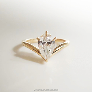 แหวนเพชร CVD รูปทรงลูกแพร์ ขนาด 0.5-2 กะรัต พร้อมใบรับรอง IGI ทอง 10k/14k/18k ดีไซน์หรูหราสำหรับผู้หญิง แหวนแต่งงานแบบสั่งทำพิเศษ ตัวเรือนแบบกรงเล็บ เหมาะสำหรับเป็นของขวัญ - Product Image 2