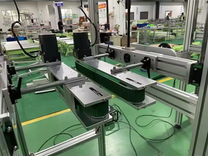 Bande transporteuse de bouteilles à <span class=keywords><strong>serrage</strong></span> <span class=keywords><strong>automatique</strong></span>, courroie de transfert latérale sans fond pour codage de bouteilles en PET et système d'impression à jet d'encre à grande vitesse - Product Image 3