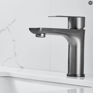Robinet de lavabo chromé contemporain à levier unique, haute visibilité, en promotion - Product Image 5