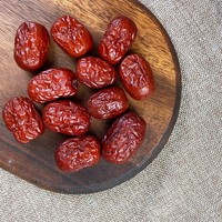 Dattes rouges biologiques entières Jujube 16-24mm, fruits chinois de haute qualité, goût sucré, préservées dans l'eau, séchées, procédé AD, emballage sous vide
