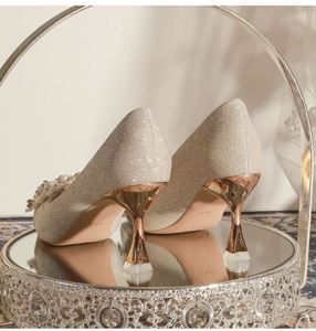 Chaussures de mariée champagne à bout pointu et talons hauts pour femme, assorties pour mariage Xiuhe - Product Image 4