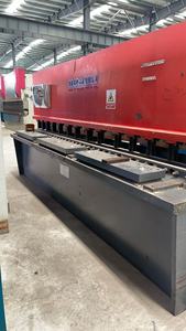 8x3200 Hydraulic Shearing Machine Aluminium Scrap And Angle <b>Iron</b> Cutting Shearing Machine - Product Image 3