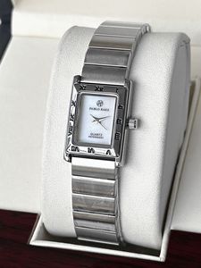 Lady square steel <b>bracelet</b> wristwatch - a light and luxurious minimalist watch with a <b>shell</b>-shaped dial. - Product Image 2