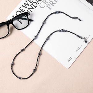 Vente en gros de chaînes de <span class=keywords><strong>lunettes</strong></span> de soleil rétro Emballage individuel <span class=keywords><strong>Cordon</strong></span> de <span class=keywords><strong>lunettes</strong></span> antidérapant avec <span class=keywords><strong>cordon</strong></span> <span class=keywords><strong>tendance</strong></span> Corde à <span class=keywords><strong>lunettes</strong></span> de style <span class=keywords><strong>tendance</strong></span> - Product Image 3