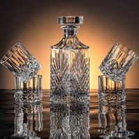 Venta al por mayor Crystal Whisky Decanter Set con caja de regalo Embalaje personalizable para obsequios