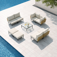 Conjunto de Sofás de Ratán Moderno para Patio con Cómoda Zona de Conversación, Inspirado en un Conjunto de Sofás de Ratán para Patio y Sofá Esquinero para Exteriores