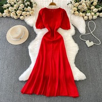 Nouvelle Robe Longue en Maille Patchwork Dentelle Printemps 2026 Chic Français Élégante Manches Bouffantes Style Sirène Tendance Célébrité