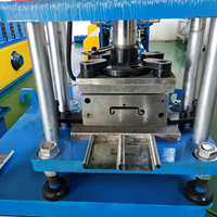 Machine de formage de rouleaux pour volets roulants HD pour portes de sécurité commerciales