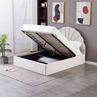 Auffälliges, elegantes Mädchenbett mit Muschelform, getuftetem Samt-Kopfteil, weiß-cremefarben gepolstert, Kingsize-Bett mit Stauraum und pneumatischer Funktion