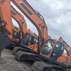 Excavadora Hidráulica <span class=keywords><strong>de</strong></span> 330 <span class=keywords><strong>bar</strong></span>, 22 Toneladas, Bomba Doble 2x280 Lpm, Fuerza <span class=keywords><strong>de</strong></span> Rotura <span class=keywords><strong>de</strong></span> 126 kN, Potente - Product Image 4