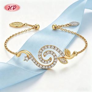 Brazalete de Latón Moderno con Baño de Oro de 18K y Circonitas AAA, Diseño de Hoja de Vid con Cadena, para Aniversario, Brazalete de Moda - Product Image 5