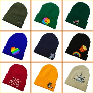 Berretti personalizzati cappelli a cuffia invernali lavorati a maglia Logo personalizzato berretto Unisex