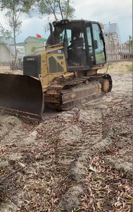 Bulldozer Caterpillar D5K Usado - Capacidad de Aplicación de Aserrín de 10 m, Alto Momento de Carga, 1 Año de Garantía - Product Image 3