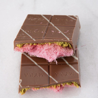 Chocolat à la pistache style Dubaï avec garniture barbe à papa, vente en gros, collation sucrée, fournisseur de confiserie OEM sous marque privée