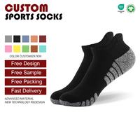 Chaussettes d'hiver épaisses personnalisées unisexes en coton respirant Crew pour adultes avec logo sur le bas pour la course à pied