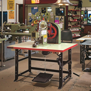 Machine automatique de poinçonnage, rivetage et fabrication d'œillets pour semelles de chaussures en <span class=keywords><strong>cuir</strong></span> - Product Image 2