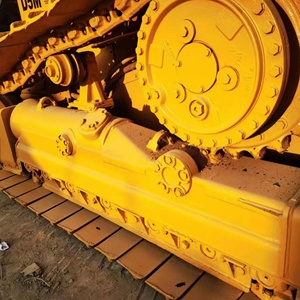 รถดันดิน CAT D5M รุ่นปี 2020 เครื่องยนต์ Cummins กำลัง 6.5 ตัน ขายตรงจากโรงงาน ราคาพิเศษ จัดส่งรวดเร็ว ของแท้ - Product Image 2