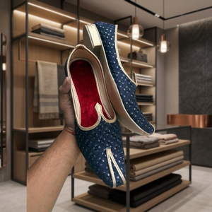 Chaussures de marié traditionnelles pour hommes BS International BI-01, dessus en cuir véritable, semelle extérieure imperméable, toutes saisons, fabriquées dans l'Uttar Pradesh - Product Image 1