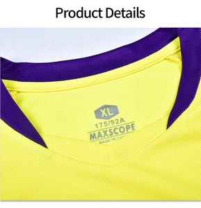 Nouveaux maillots de football respirants à sublimation numérique, design tendance, vente en gros - Product Image 5