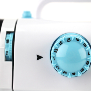 Precio de fábrica, gran oferta, 505, patrón de bordado doméstico portátil, Mini máquina de coser eléctrica para el hogar - Product Image 4