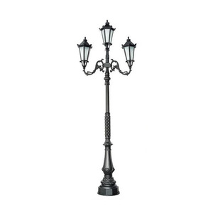 Lampadaire de jardin extérieur en fer avec abat-jour en verre LED, lumière blanc chaud 2700K, IP66, ampoule A19 non amovible, AC 220V, détecteur de mouvement, alimenté par énergie solaire - Product Image 1
