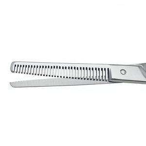 Ciseaux de coiffure professionnels pour hommes, ciseaux de barbier pour coupes de cheveux, coiffure en salon et coupe de précision. - Product Image 3