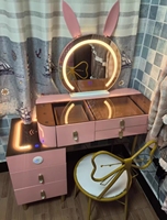 2025 nouvelle coiffeuse rose de luxe léger tiroirs de rangement intelligents Table de maquillage intégrée haut de gamme moderne Simple pour les filles en bois