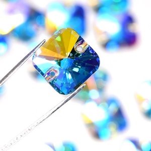 Oleeya Nouveaux Strass en Cristal Carré AB de Qualité Supérieure à Coudre, Pierres à Dos Plat pour Robe de Mariée - Product Image 3
