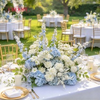 Centre de table artificiel en soie blanche et verte de 50 cm, mélange de roses, de delphiniums et de magnolias pour la décoration de table de mariage