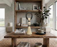 Centre de table moderne en bois neutre avec anneau unique et pompons en coton, décoration de table basse, sculpture de table de salon style bohème