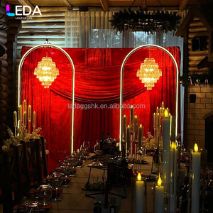 ฉากหลังงานแต่งงานแบบโค้งเหล็ก LED สีทอง ปรับแต่งได้สำหรับงานอีเว้นท์ในร่ม ยี่ห้อ LEDA - Product Image 3