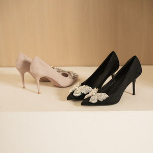 6681C-179 Escarpins formels pour femmes à bout pointu, talons aiguilles, couleur unie, décoration florale, super hauts 8 cm, doublure en microfibre - Product Image 2