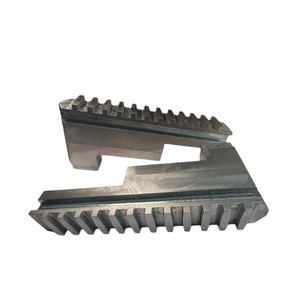 Mordazas de mandril de cuatro mandíbulas autocentrantes soldadas, piezas de hardware mecanizadas por CNC 66 88 para herramientas de torno - Product Image 1