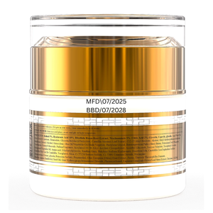 Crème Visage Hydratante Éclaircissante Intense Anti-Taches et Anti-Hyperpigmentation Unifiante du Teint - Product Image 3
