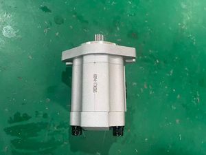 ชิ้นส่วนอุปกรณ์วิศวกรรมรถขุด ปั๊มเกียร์ KRP4-17ASBS - Product Image 1