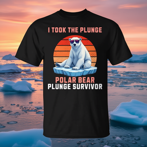 Camiseta Polar Bear Plunge Survivor 2025, Diversión Invernal - Product Image 3