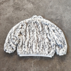 Giacca in Ecopelliccia Personalizzata OEM, Moda Streetwear, Cappotto a Maniche Lunghe per Uomo e Donna - Product Image 6