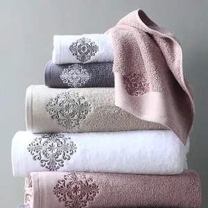 Luxury Hotel Dobby Boarder Cotton Face Towels 100% cotton 400-600 GSM Pink Grey Hand Towels with Logo Customized