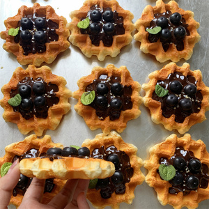 Gaufre belge artisanale au chocolat Nutella, sauce noisette, confiture de fruits myrtille menthe, pour petit-déjeuner, dessert, pain, bonbons artisanaux, DIY - Product Image 4