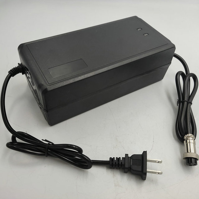 Electric Scooter Charger 36V48v60V72v5A for Lithium Battery 54.6v 67.2v 71.4v 84V Takeaway BICYCLE Fast Charger E-Bike Parts